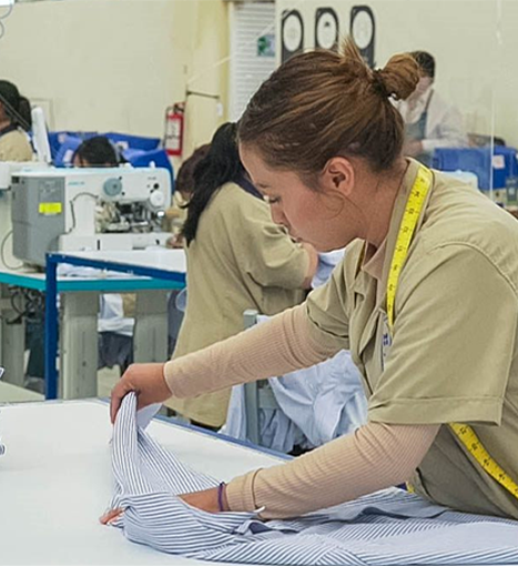 Empresa con 50 años de trayectoria en la industria de la maquila textil.